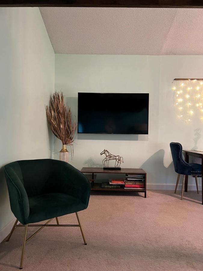 Cozy Loft With Parking And Private Patio W/ Grill Apartment Wilmington Luaran gambar