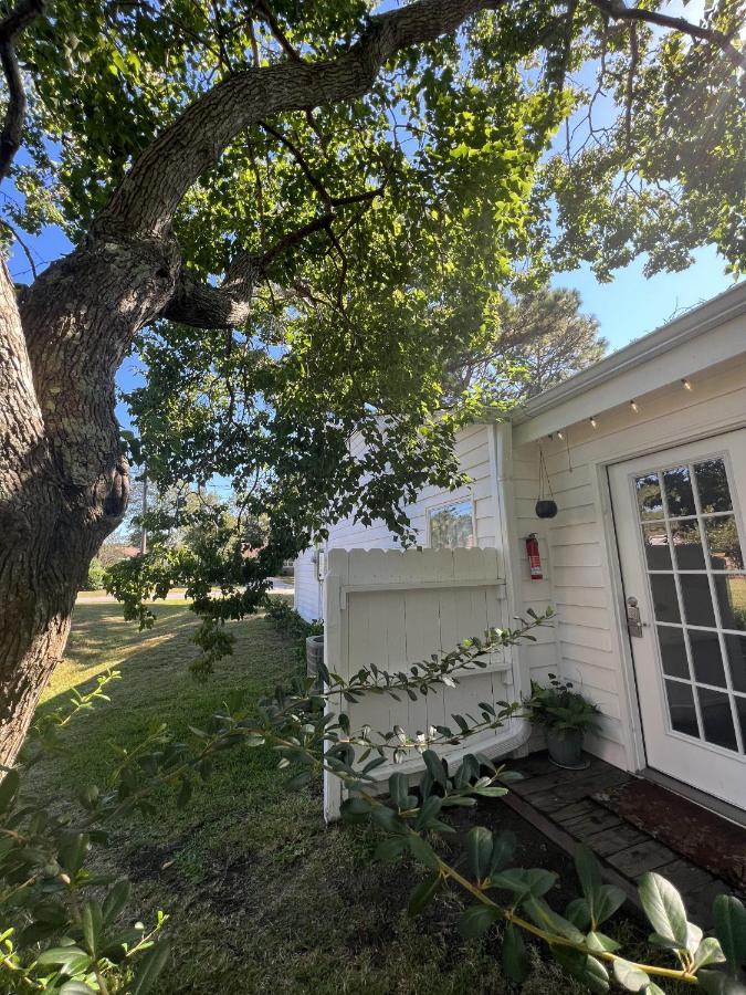 Cozy Loft With Parking And Private Patio W/ Grill Apartment Wilmington Luaran gambar